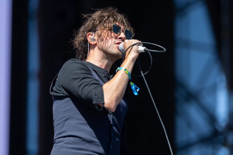 Denuncian a vocalista de Glup por acoso sexual a animadora de festival en Casablanca