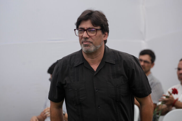 Defensa de Jadue evalúa querella criminal contra fiscal Herrera por prohibición de viaje a Venezuela