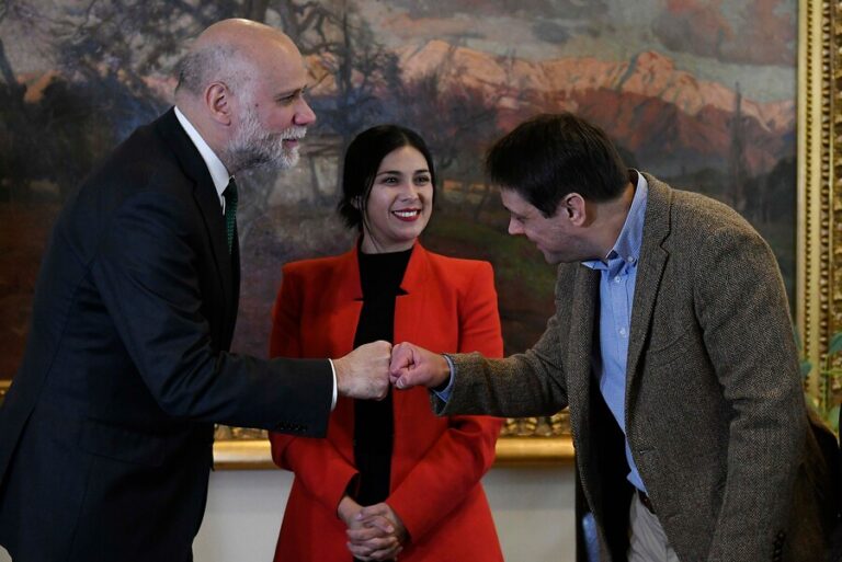 Gaspar Rivas asegura que vicepresidencia de la Cámara le fue ofrecida por el ministro Elizalde