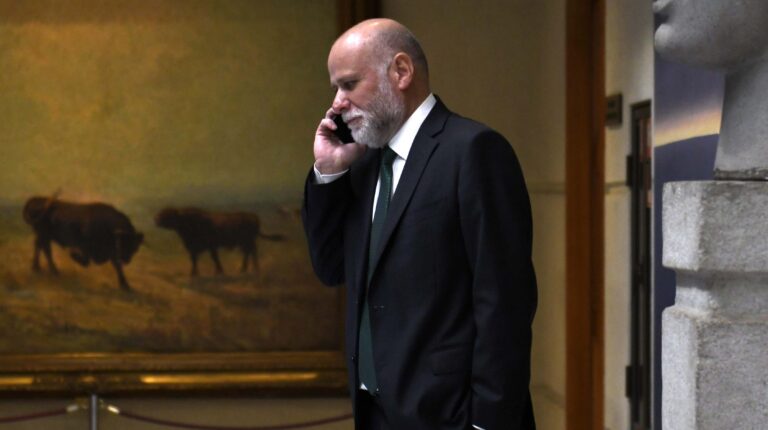 Ministro Elizalde por anuncio de moción de censura: 