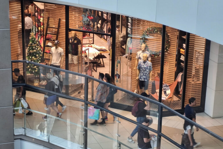 Imacec: Actividad económica sorprende con crecimiento de 4,5% en febrero