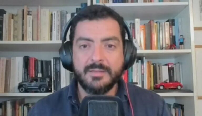 Experto analiza escenario político y electoral: ¿Qué sigue para la oposición tras las bajas de Peñaloza y Matthei?
