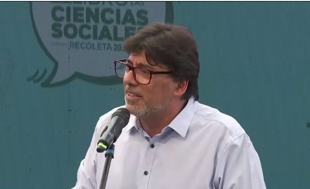 Jadue arremete nuevamente contra el presidente del CDE: 