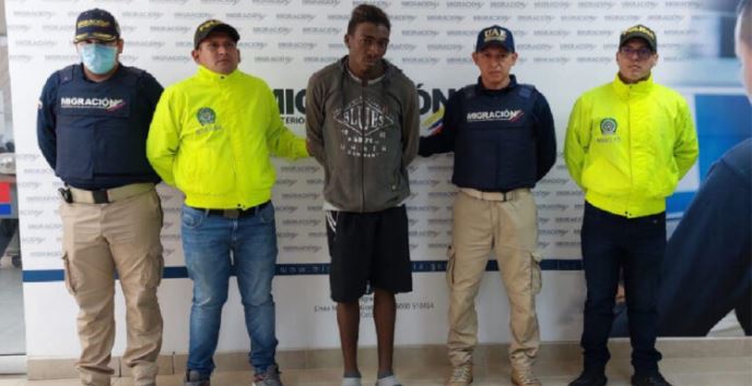 Detienen en Colombia a sospechoso de tiroteo en PAC que dejó tres muertos, entre ellos una niña de 13 años