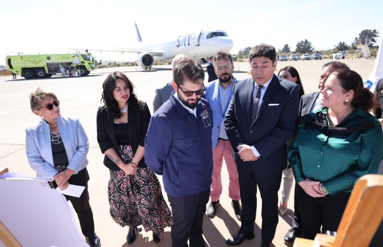 Ministra de Obras Públicas detalla los plazos para funcionamiento del nuevo Aeropuerto de Viña del Mar