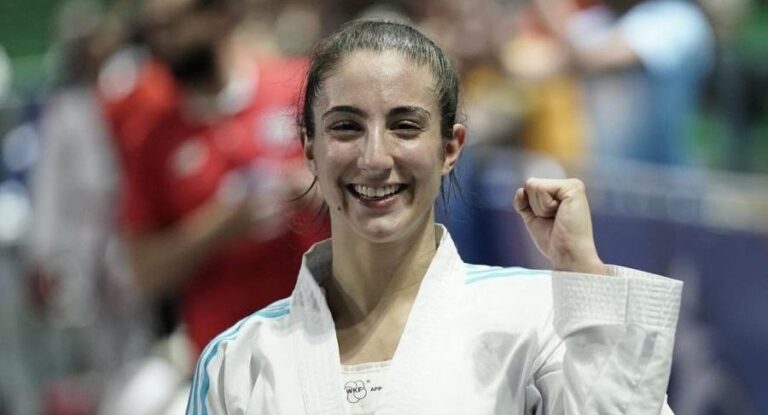 Valentina Toro triunfa en la Premier League de karate y entra al top 5 mundial en su categoría