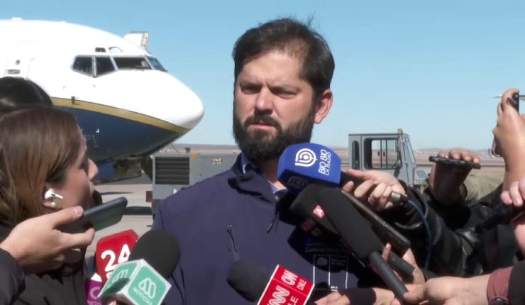 Boric recoge disponibilidad para conversar con Maduro y responde a crítica sobre Piñera: “Las diferencias las resolvemos en Chile”