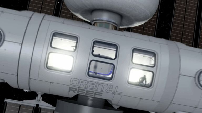 ¿Vacaciones en un hotel espacial? La loca idea de Jeff Bezos que cada día se vuelve más racional