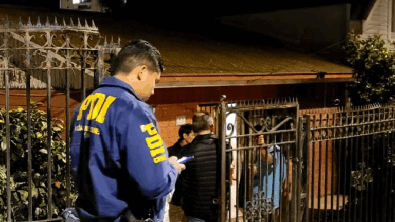 Mujer murió baleada en su casa en Viña del Mar: Sujetos le dispararon cuando estaba con sus hijos