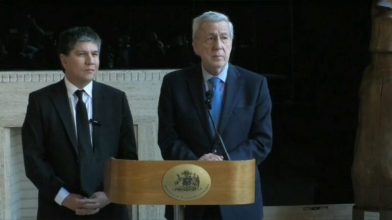 Gobierno confirma vuelo de expulsión de migrantes venezolanos y prepara programa para expulsión de indocumentados