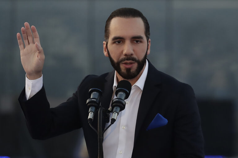 Columna de Ricardo Hernández: ¿Se requiere un “Bukele” chileno?