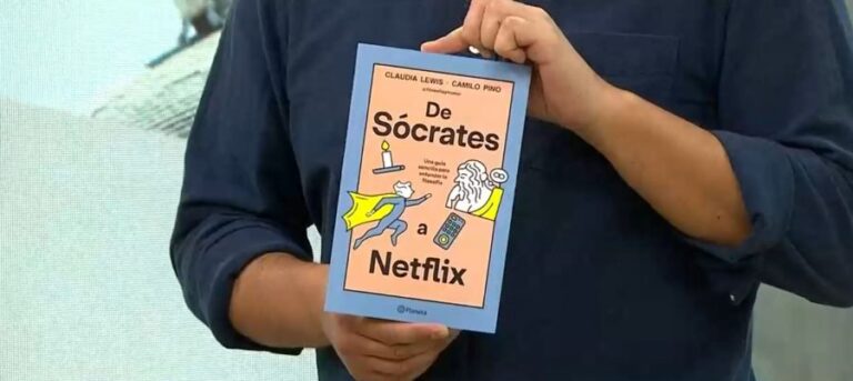 Camilo Pino y el libro 