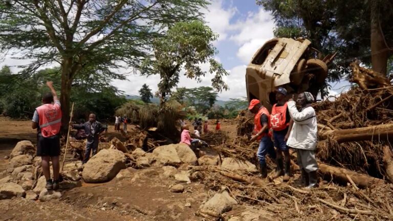 Más de 30 personas murieron tras rotura de una presa en Kenia: Lluvias torrenciales han devastado parte del país