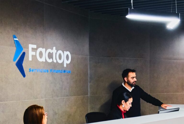 Detienen a hermanos Sauer y otros 4 imputados por Caso Factop, arista que dio pie a Caso Hermosilla