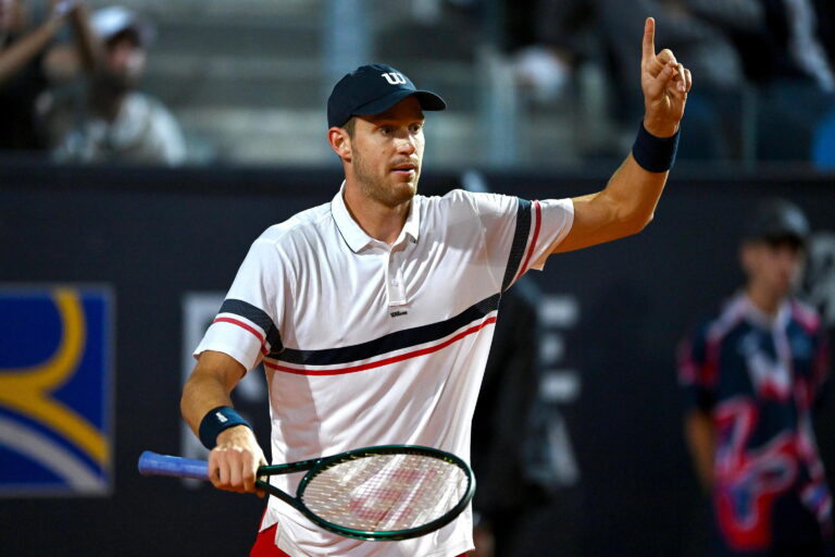 ¡Imparable Nico!: Jarry vence con categoría a Paul y se clasifica a la final del Masters 1000 de Roma