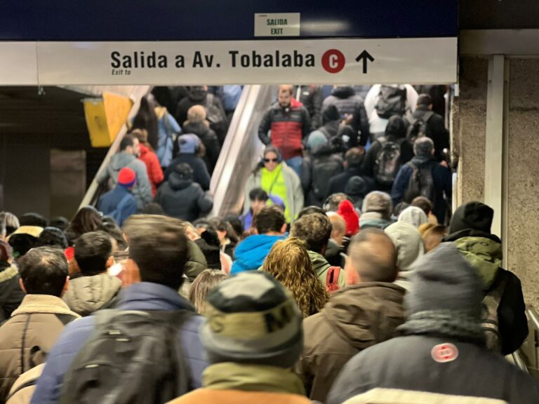Metro explica causas del cierre de estaciones y anticipa cuándo sería restablecido el servicio