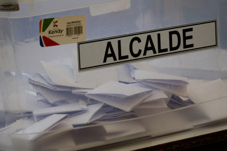 Primarias 2024: ¿Quiénes son los candidatos a alcalde en la Región Metropolitana?