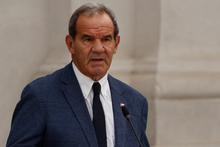 Caso Hermosilla: Fiscalía cita a declarar a Andrés Allamand por posibles gestiones a favor del exdirector de la PDI