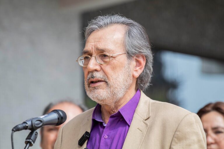 Caso Sótero del Río: Subsecretario Salgado dice que no hay antecedentes de eliminación de consultas en otros servicios de salud