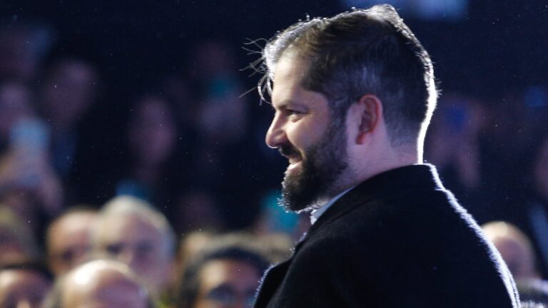 Director de incidencia Pivotes asegura que propuesta de Gobierno de condonación del CAE de Boric fue 