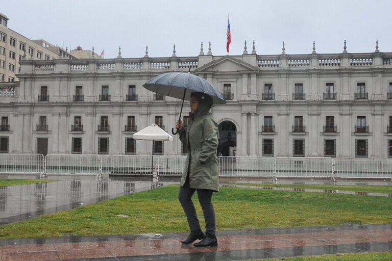 Anuncian lluvia en Santiago para esta semana: ¿Qué días volverían las precipitaciones?