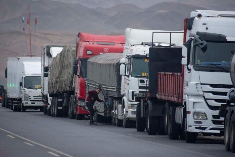 Paro de camioneros: ¿Qué rutas están cortadas en Antofagasta y Coquimbo?