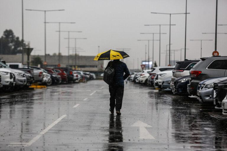 Decretan Código Azul en regiones Metropolitana, O’Higgins y Biobío: Gobierno detalla medidas preventivas ante mal tiempo