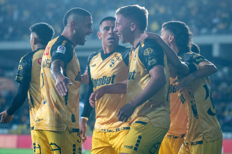 Coquimbo Unido visitará a Sportivo Luqueño en la fecha 4 de la Copa Sudamericana: ¿A qué hora y por dónde ver?