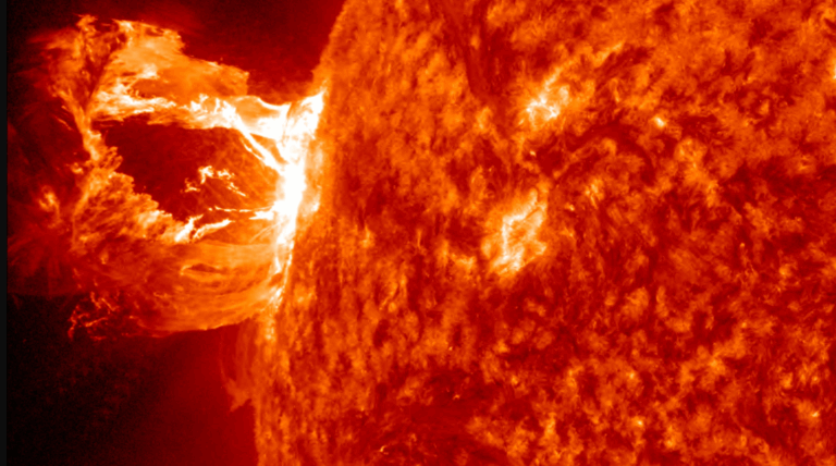 Alerta por tormenta solar: Podría afectar comunicaciones, conexión a internet y señal telefónica