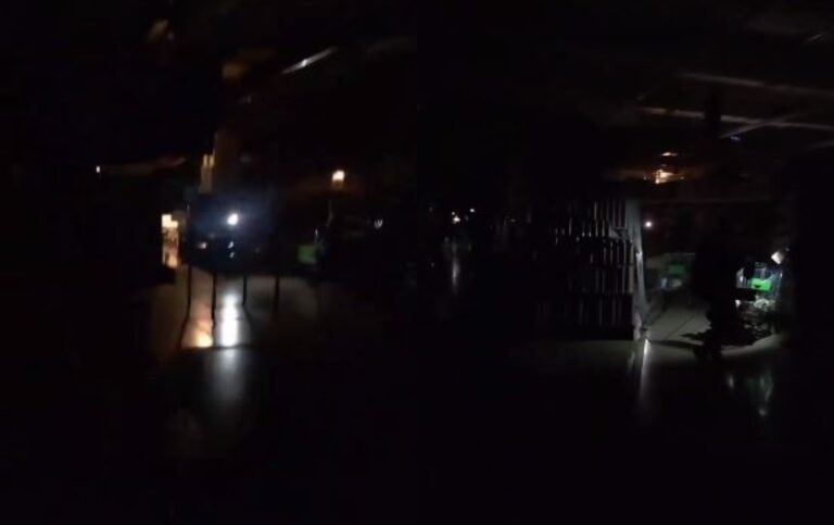 Costanera Center registró corte de luz en medio de intensas lluvias
