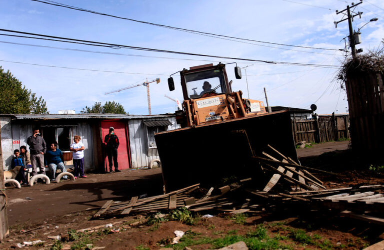 Columna de Pablo Undurraga: Desalojos, el último gran fracaso de la política habitacional