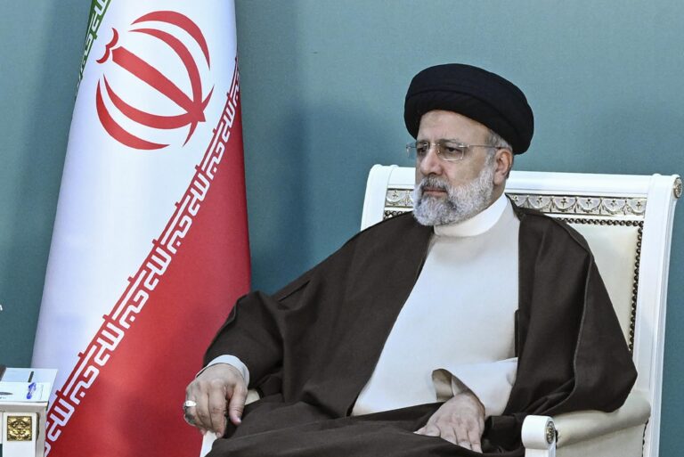 Raúl Sohr analiza quiénes serían los sucesores del presidente de Irán tras su muerte en accidente aéreo