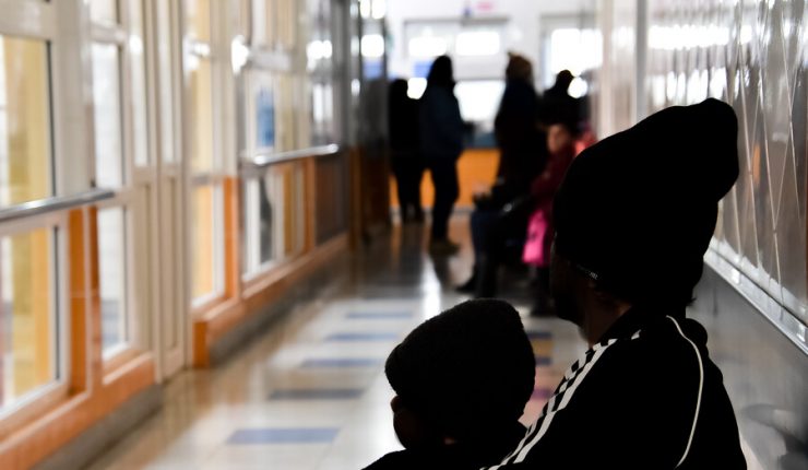 Diputados critican al Gobierno tras muerte de niña de 12 años por influenza: Piden fortalecer sistema de salud