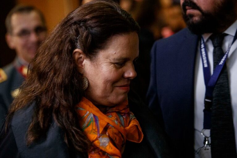 Ministra de Defensa confirma que acta que debieron firmar conscriptos 