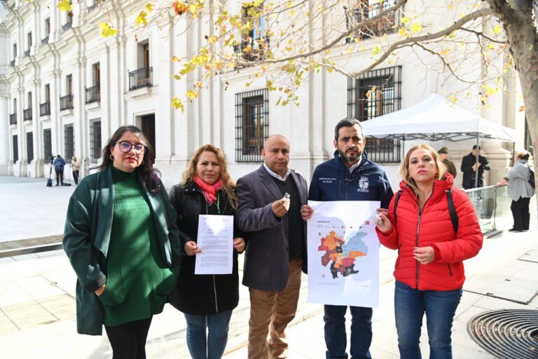 Alcalde de San Bernardo exige a Boric presencia militar en las calles
