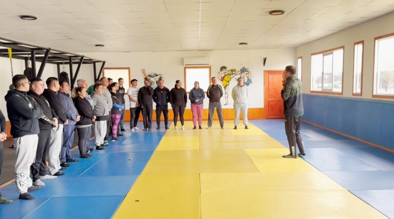 Carabineros inicia cursos de capacitación a policías y guardias municipales que conforman patrullas mixtas