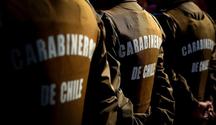 Estos son los cargos de los 12 carabineros formalizados por cohecho, tráfico de drogas y apremios ilegítimos en Santiago