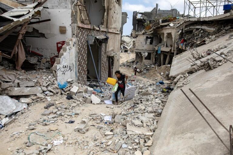 Número de muertos en Gaza se eleva a 34.654 tras la muerte de 32 personas en las últimas horas