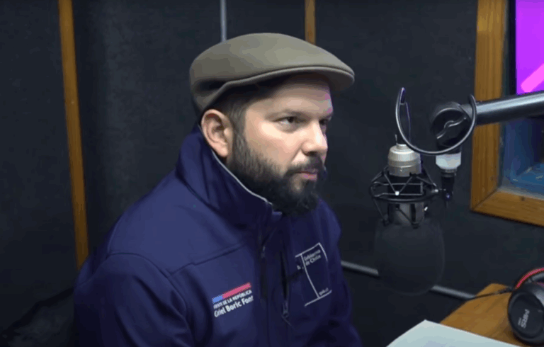 El pronóstico futbolero de Boric en la previa de Católica vs. O'Higgins: 