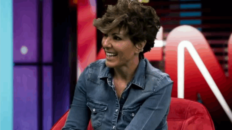 Periodista española Sonsoles Ónega y su nueva novela 