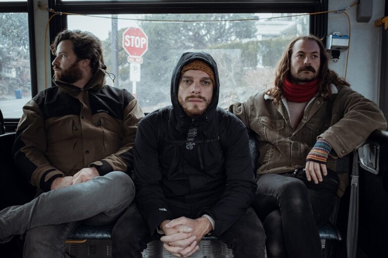 De Chile al mundo: Banda nacional Sistemas Inestables grabó sesión en vivo para KEXP