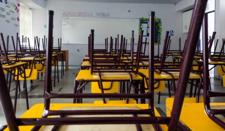Sistema frontal: Mineduc autoriza suspensión de clases en zonas afectadas por lluvias con recuperación obligatoria