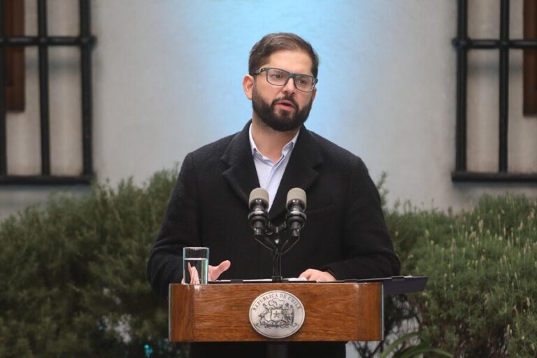 Boric visitará Curanilahue cuando finalice su gira por Europa: “Vamos a hacer un apoyo más específico a ese sector”