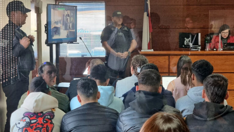 Mantienen en prisión preventiva a seis excadetes de Cobreloa por caso de violación grupal