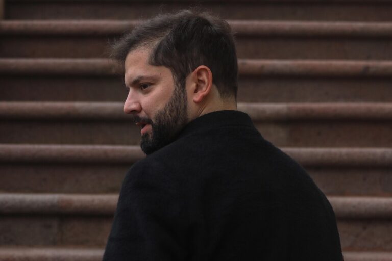 Oposición critica postura del Gobierno tras anuncio de nota de protesta a Venezuela y llama a retirar a embajador de Chile