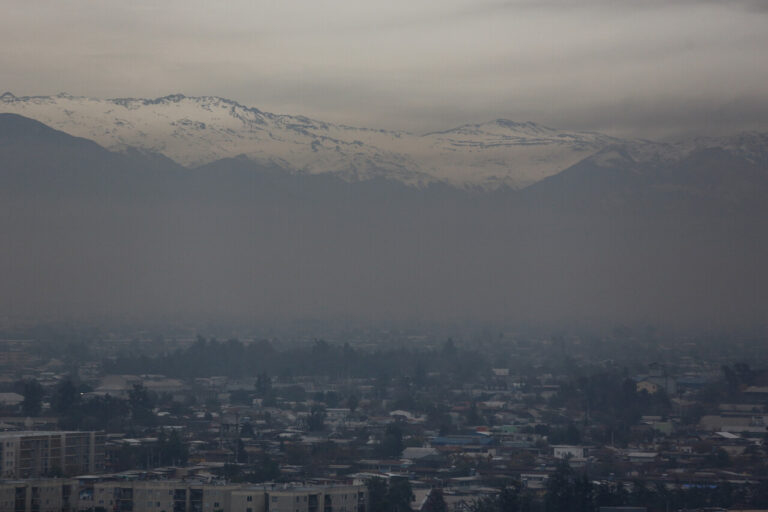 Decretan preemergencia ambiental en la Región Metropolitana