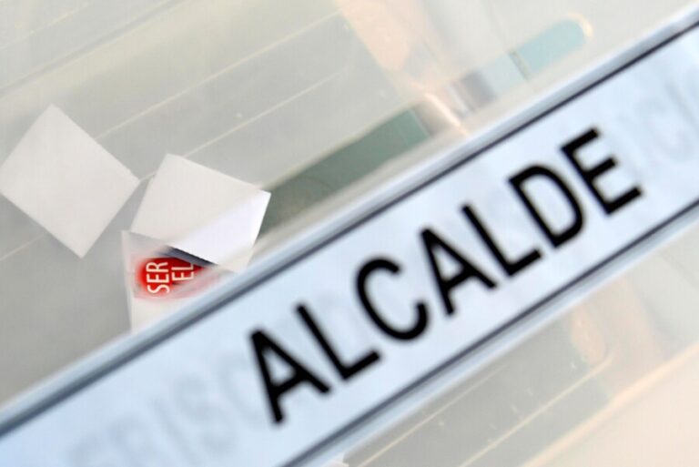 El doble triunfo de Luis Escanilla en las primarias 2024: Candidatos de igual nombre y mismo partido triunfaron en la RM y en O'Higgins