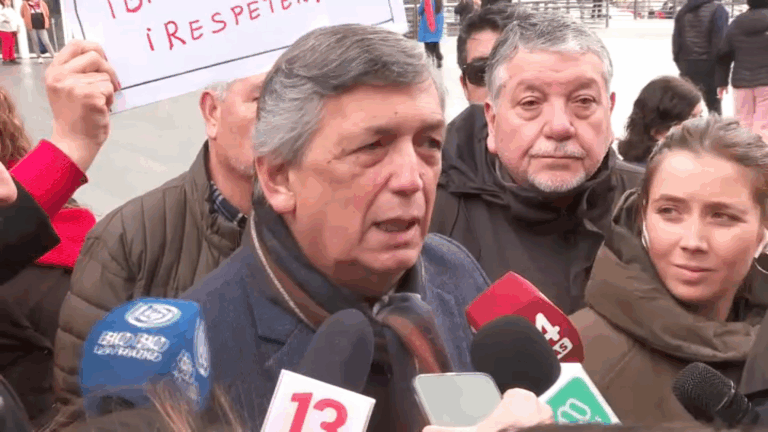 Presidente del PC disconforme tras prisión preventiva para Jadue: 