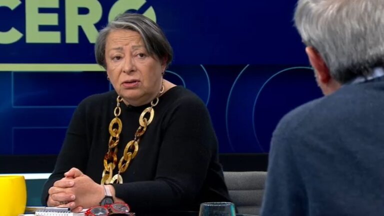 La contradicción de Consuelo Contreras: pidió renuncia de Micco aduciendo violaciones 