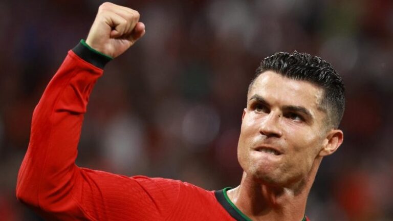 Tras triunfo de Portugal: El criticado gesto antideportivo de Cristiano Ronaldo que generó polémica en la Eurocopa